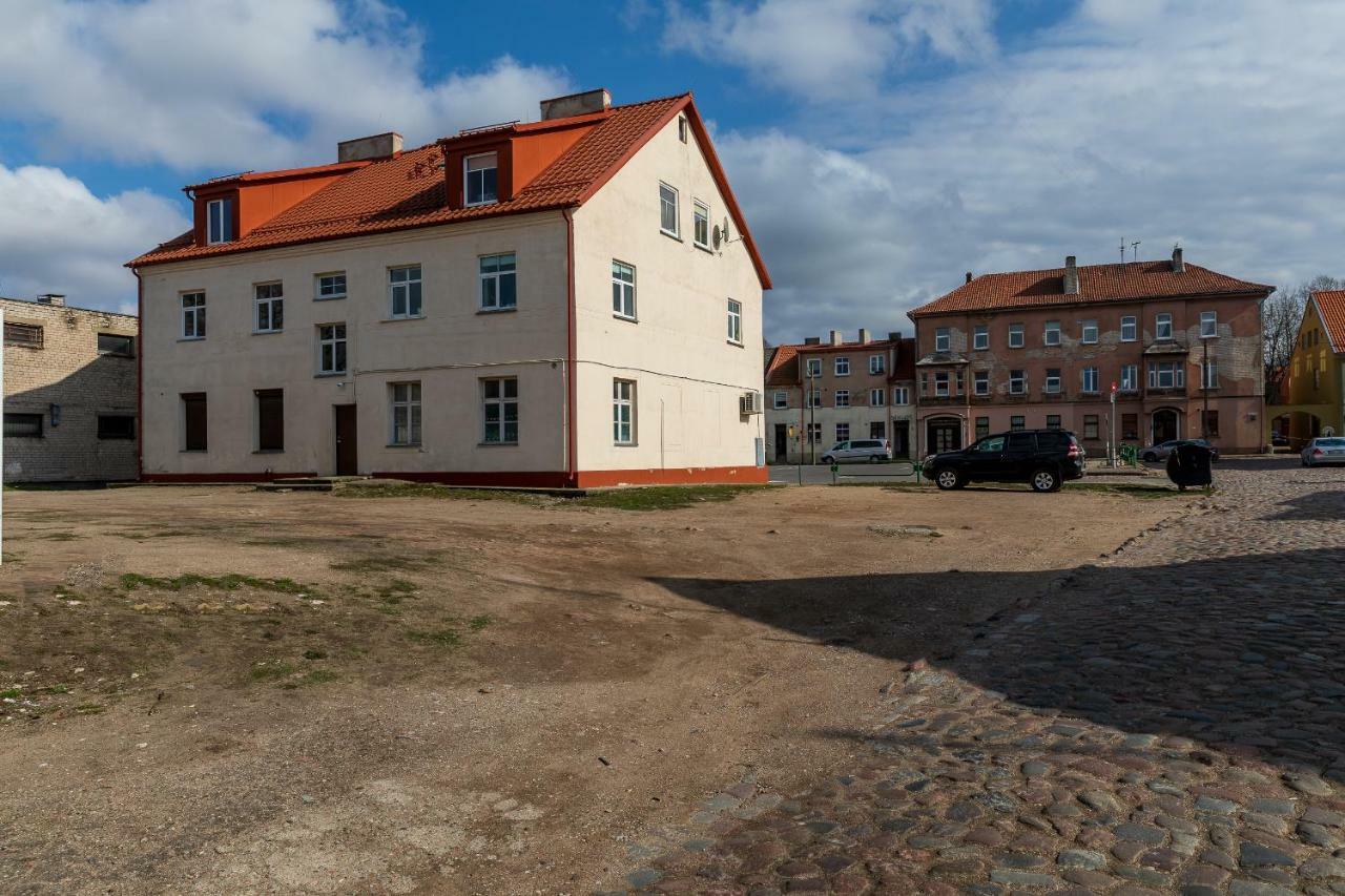 Compact Apartment Near Food Market In The Oldtown Plus Free Parking Klaipėda Esterno foto