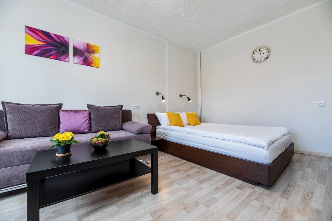 Compact Apartment Near Food Market In The Oldtown Plus Free Parking Klaipėda Esterno foto